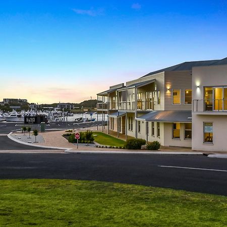 Aloha Waterfront Properties Роб Экстерьер фото