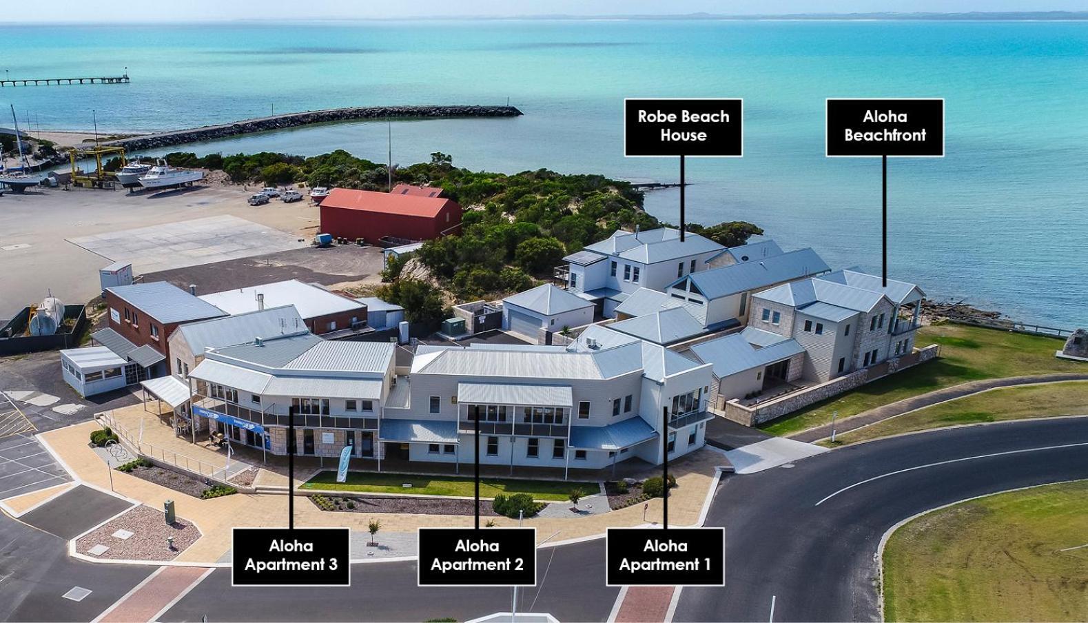 Aloha Waterfront Properties Роб Экстерьер фото